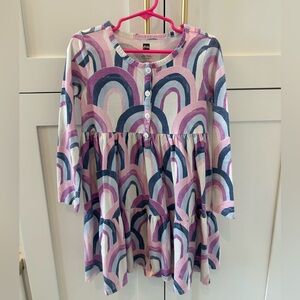 Tea Collection- Dress, can be worn with or without leggings!!! Super cute!